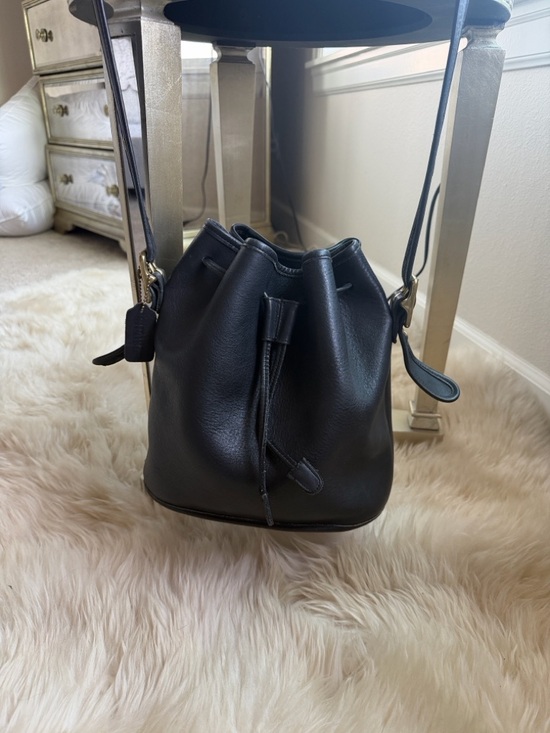 Coach Handbags - Coach Black Full-Grain Leather Shoulder Messenger Bag